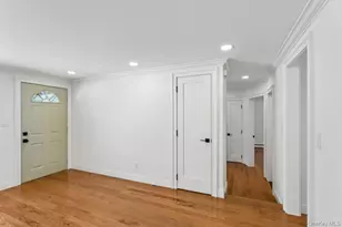 98 Rose Pl, Selden, NY 11784 - Photo 10