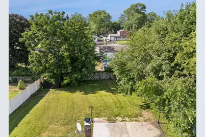 98 Rose Place, Selden, NY 11784 - Photo 4