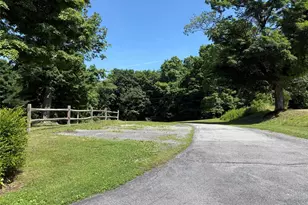 52 John White Rd, Highland, NY 12528 - Photo 4