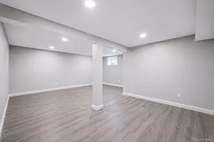 28 High St, Farmingdale, NY 11735 - Photo 18