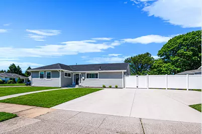 28 High Street, Farmingdale, NY 11735 - Photo 2