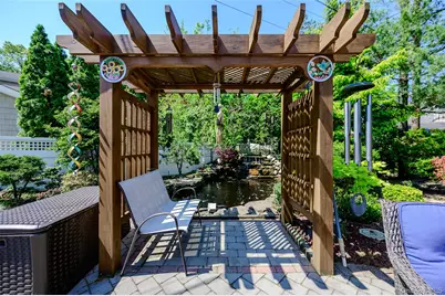 10 Dorset Lane, Rockville Centre, NY 11570 - Photo 32