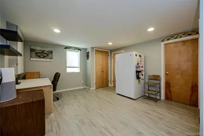10 Dorset Lane, Rockville Centre, NY 11570 - Photo 22