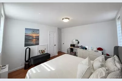 42-45 Kissena Boulevard #6J, Flushing, NY 11355 - Photo 8