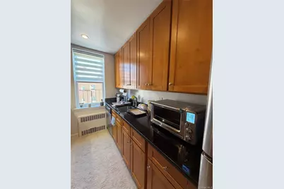 42-45 Kissena Boulevard #6J, Flushing, NY 11355 - Photo 6