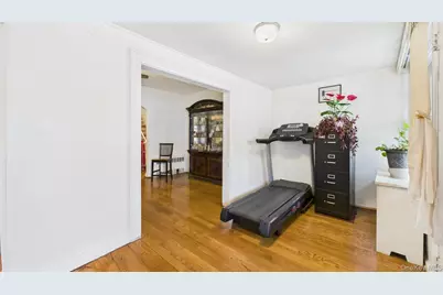 10314 89th Street, Ozone Park, NY 11417 - Photo 12