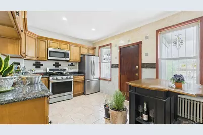 10314 89th Street, Ozone Park, NY 11417 - Photo 20