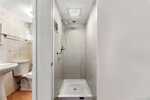 140-50 Quince Ave, Flushing, NY 11355 - Photo 26