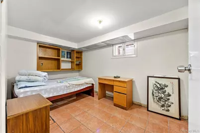 140-50 Quince Avenue, Flushing, NY 11355 - Photo 18