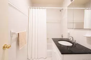 333 Broadway, Long Beach, NY 11561 - Photo 16