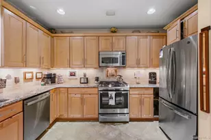 427 Trump Park, Shrub Oak, NY 10588 - Photo 4