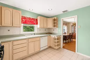 710 Lafayette Ave, Uniondale, NY 11553 - Photo 8