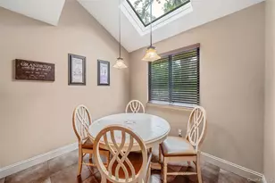 113 Laurel Ln, Wantagh, NY 11793 - Photo 10