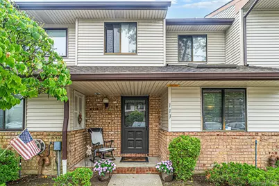 113 Laurel Lane, Wantagh, NY 11793 - Photo 2