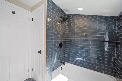 273 Cambon Avenue, Saint James, NY 11780 - Photo 24