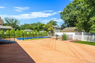 273 Cambon Avenue, Saint James, NY 11780 - Photo 34