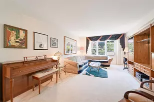69-10 108th St, Forest Hills, NY 11375 - Photo 2