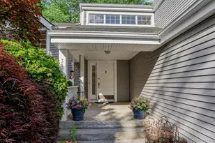 3176 Woodfield Ct, Yorktown Heights, NY 10598 - Photo 4