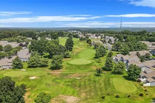 824 Birchwood Park Dr, Middle Island, NY 11953 - Photo 32