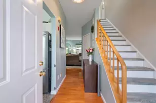 824 Birchwood Park Dr, Middle Island, NY 11953 - Photo 4