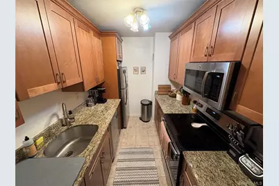 412 Benedict Avenue #1E, Tarrytown, NY 10591 - Photo 2
