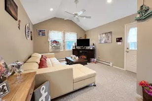 19 Evy Ct, Sayville, NY 11782 - Photo 16