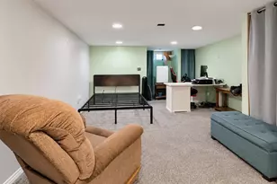 19 Evy Ct, Sayville, NY 11782 - Photo 18