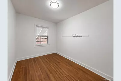 115-08 Poppenhusen Avenue, College Point, NY 11356 - Photo 8