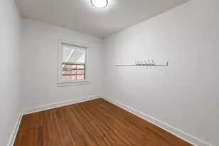 115-08 Poppenhusen Ave, College Point, NY 11356 - Photo 8