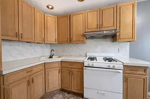115-08 Poppenhusen Ave, College Point, NY 11356 - Photo 4