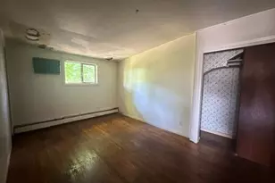 84 Herman Ave, North Babylon, NY 11703 - Photo 16