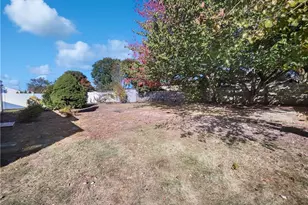 11 Frost Valley Dr, Patchogue, NY 11772 - Photo 24