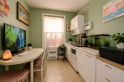 618 E 2nd Street, Brooklyn, NY 11218 - Photo 14