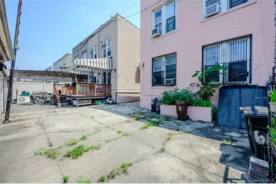618 E 2nd Street, Brooklyn, NY 11218 - Photo 36