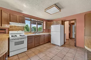 25 Red Mills Rd, Wallkill, NY 12589 - Photo 8