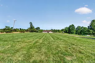 25 Red Mills Rd, Wallkill, NY 12589 - Photo 4