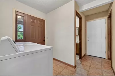 25 Red Mills Road, Wallkill, NY 12589 - Photo 34