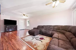 37 Gun Ln, Levittown, NY 11756 - Photo 8