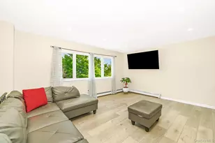 9 Hamlin Ave, West Babylon, NY 11704 - Photo 6