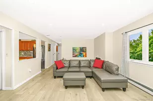 9 Hamlin Ave, West Babylon, NY 11704 - Photo 8