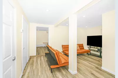 9 Hamlin Avenue, West Babylon, NY 11704 - Photo 20