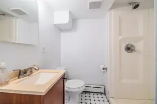 65-11 168th St, Fresh Meadows, NY 11365 - Photo 16