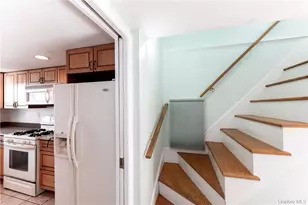 7 Van Houten St, Nyack, NY 10960 - Photo 12