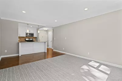 152 B N Broadway #2E, White Plains, NY 10603 - Photo 6