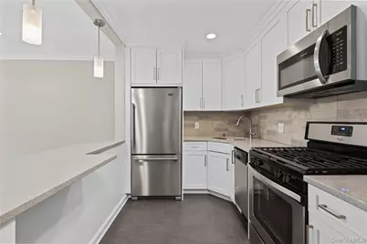 152 B N Broadway #2E, White Plains, NY 10603 - Photo 4