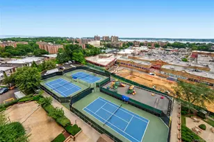 2 Bay Club Dr, Bayside, NY 11360 - Photo 24