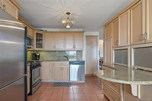2 Bay Club Dr, Bayside, NY 11360 - Photo 14