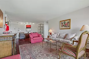 2 Bay Club Dr, Bayside, NY 11360 - Photo 8
