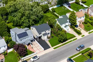 52 Norfeld Blvd, Elmont, NY 11003 - Photo 22