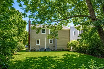52 Norfeld Boulevard, Elmont, NY 11003 - Photo 20